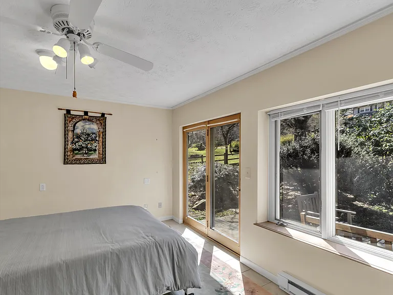 41 Balsam Shadows Rd — Photo 23