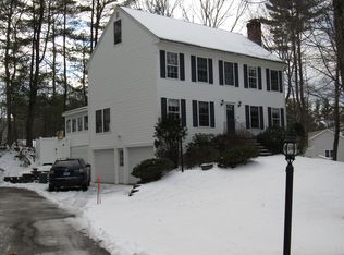 79 Beacon Hill Rd, Pelham, NH 03076