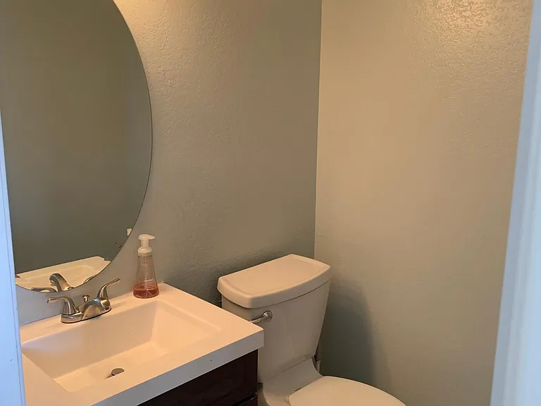 1443 Spring Valley Cmn — Photo 8