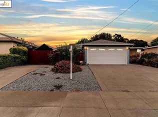20212 Sapphire St, Castro Valley, CA 94546