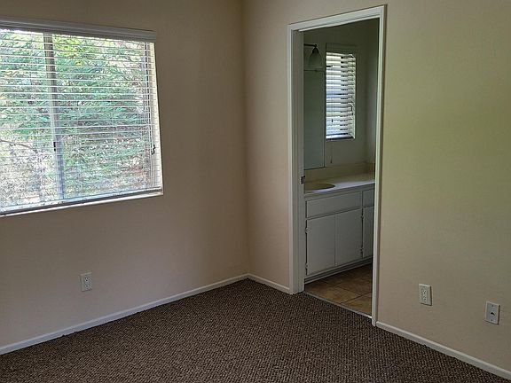 5th image of 55 N Mar Vista Ave APT 20