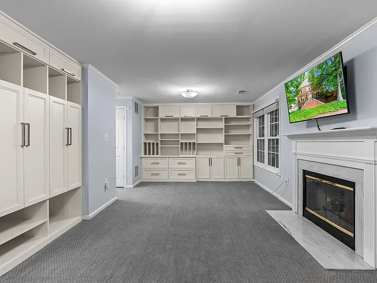 7510 Collins Meade Way — Photo 31