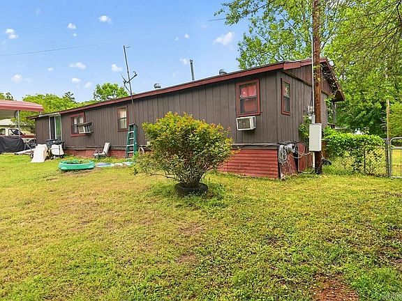 4th image of 581 Pinewood Rd