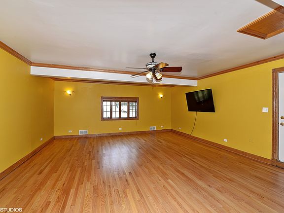 5th image of 8543 S Kean Ave