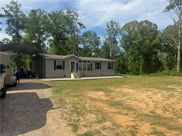 609 Mundy Loop, Colfax, LA 71417