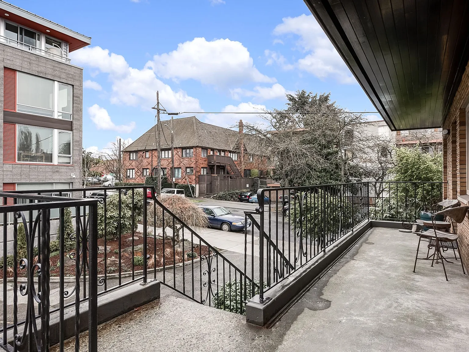 14th Ave Apartments — Photo 3