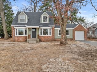 1577 Bay St, Springfield, MA 01109