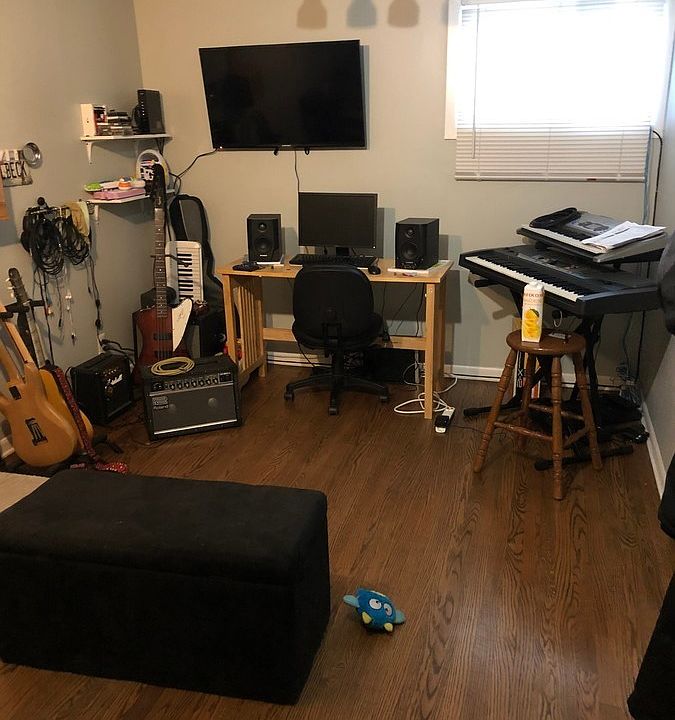 1st image of 2119-21 N Campbell Ave #21-1R