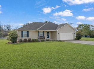 201 Elmwood Dr, Auburn, KY 42206