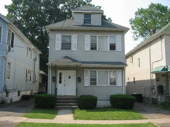 382 E 9th Ave, Roselle, NJ 07203