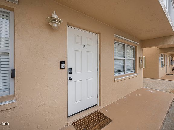 3rd image of 3724 S Atlantic Ave #20