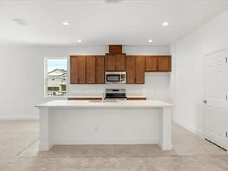 7991 Syracuse Dr — Photo 8