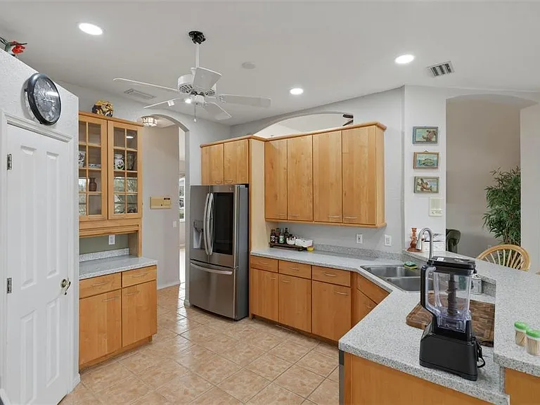 2499 Silver Palm Rd — Photo 37