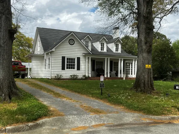 306 Victoria Ave, Cedartown, GA 30125