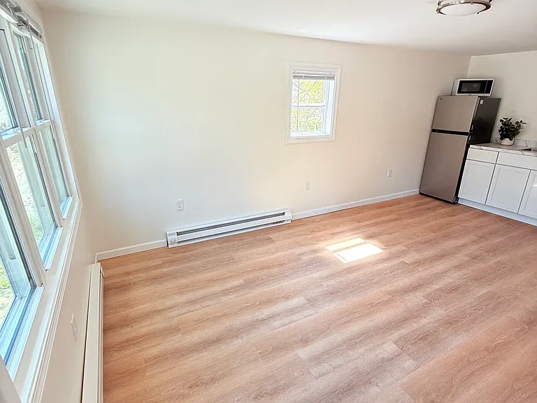 47 Jericho Rd #1 — Photo 4