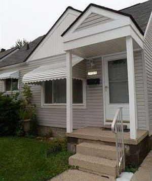 3rd image of 24569 Lauren Ave