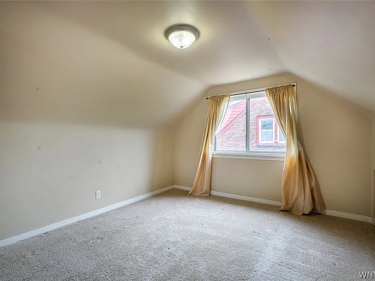 845 Cleveland Dr — Photo 23