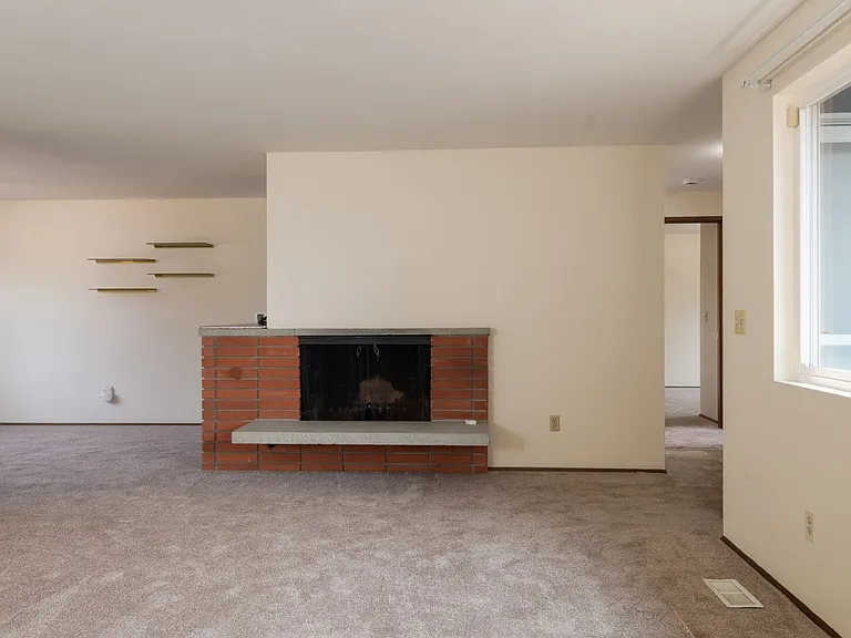 17656 SE 267th Pl — Photo 4