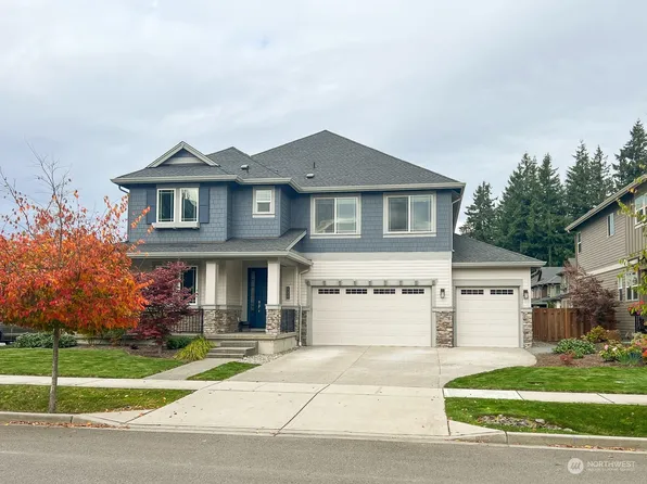 902 SE Symmons Place, North Bend, WA 98045