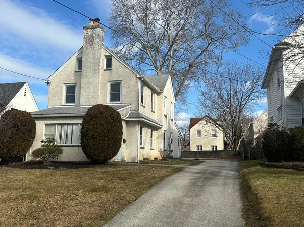 2419 Hollis Rd, Havertown, PA 19083