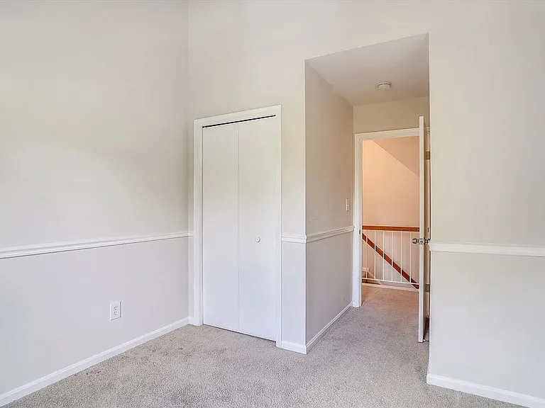 8830 Thomas Lea Ter — Photo 38