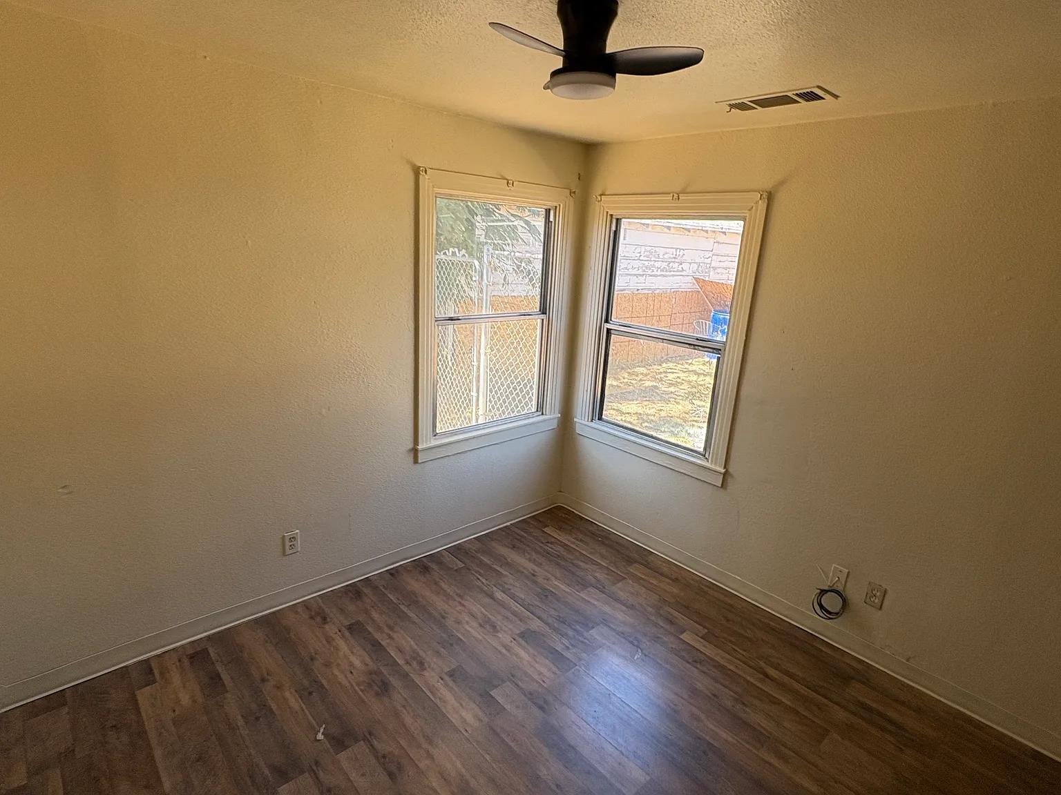 2 bed, 680 sqft, $1,600 — Photo 3