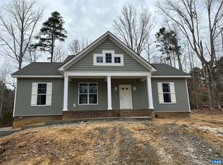 232 Beach Cliff Rd, Nottoway, VA 23824