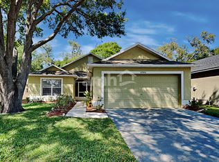 6946 Crown Lake Dr, Gibsonton, FL 33534