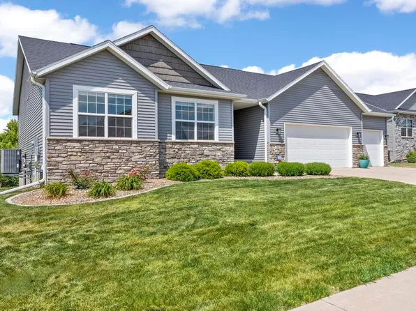 7112 Country Ridge Dr NW, Cedar Rapids, IA 52405