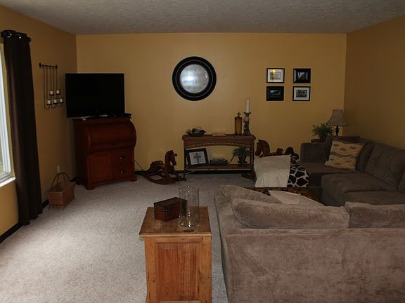 Family/Living Room 15 x 17