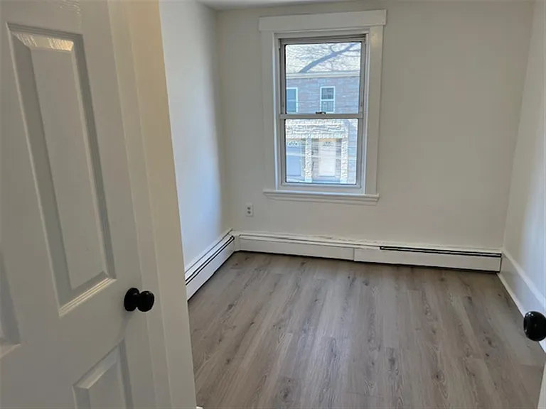 6 6th St #3 — Photo 7