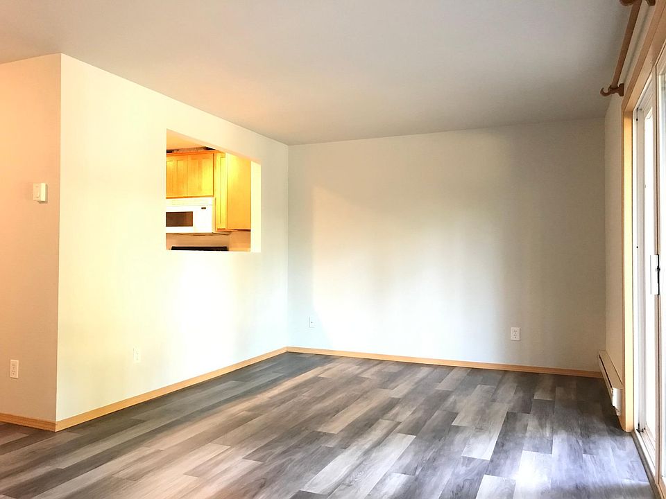 1st image of 2400 20th Ave NW APT 8D