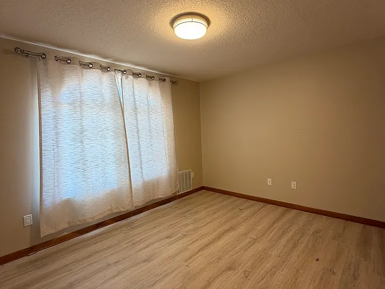 3544 Creekside Rd #A — Photo 12