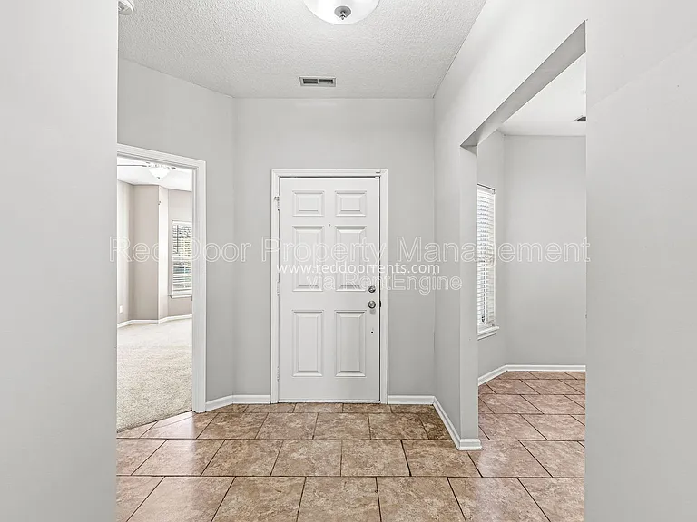 12273 Rambling Rd — Photo 17