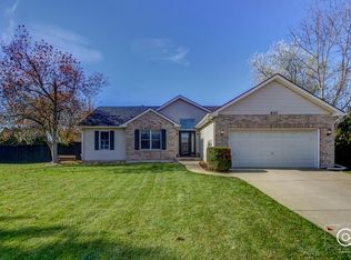 417 Dogwood Ln, Dekalb, IL