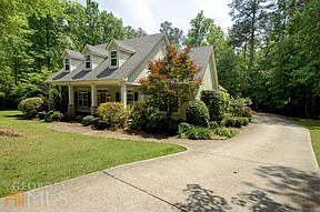 3rd image of 20 Bradley Ct