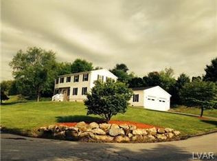 4019 Friars View Dr, Northampton, PA 18067