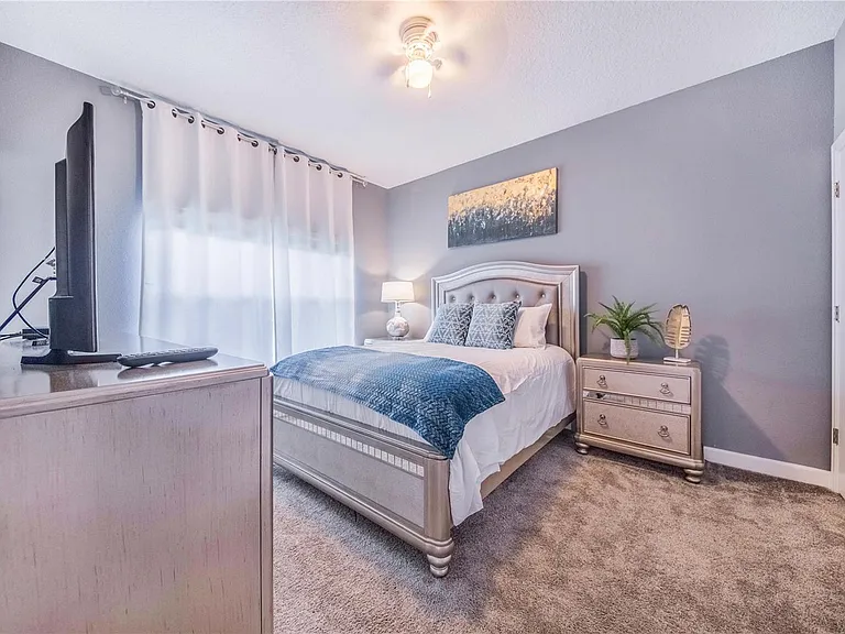 8977 Cabot Cliffs Dr — Photo 3