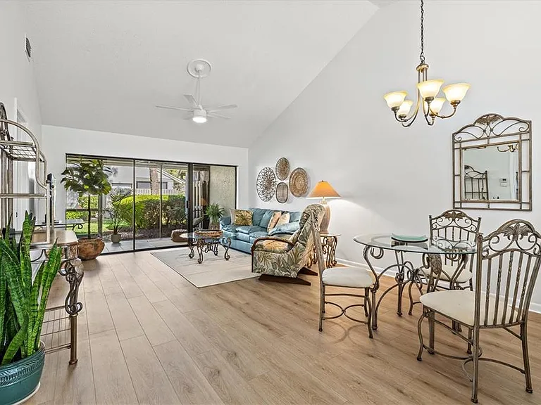 5354 Myrtle Wood #50 — Photo 4