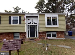 302 Iriquois Trl, Browns Mills, NJ 08015