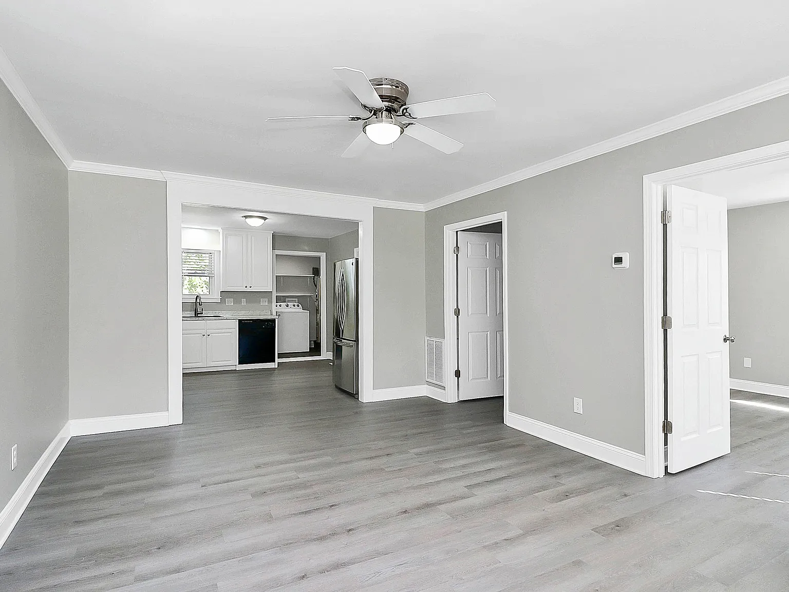 2 bed, 825 sqft, $1,500 — Photo 3