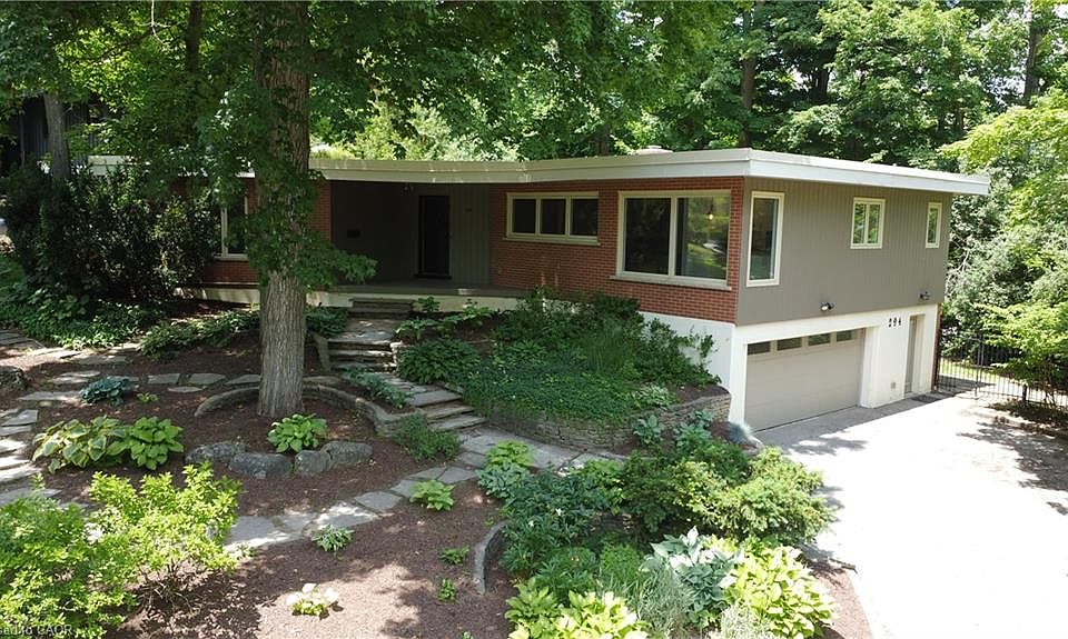 1st image of 294 Algonquin Dr