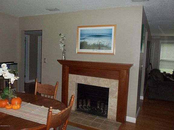 4th image of 4822 Colonial Ave