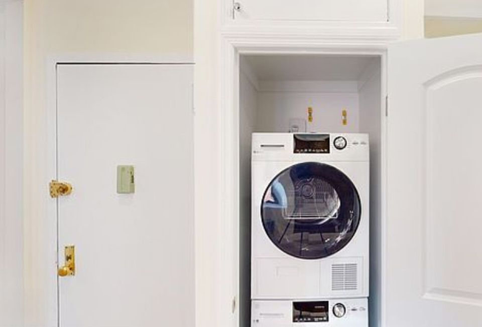 1st image of 1584 1st Ave APT 5N
