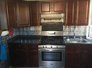 30 Golf Rd, Upper Darby, PA 19082