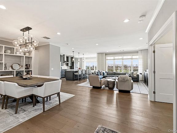 2nd image of 22302 Aspenwood Drive #22302