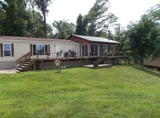 5709 26th Avenue Dr, Vinton, IA 52349