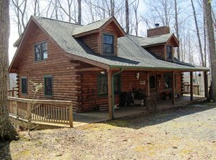 636 Old Log Rd, Green Mountain, NC 28740