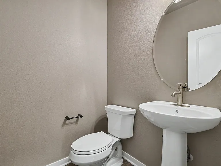 5260 2nd Ave — Photo 12