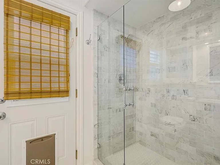 2128 Miramar Dr — Photo 16